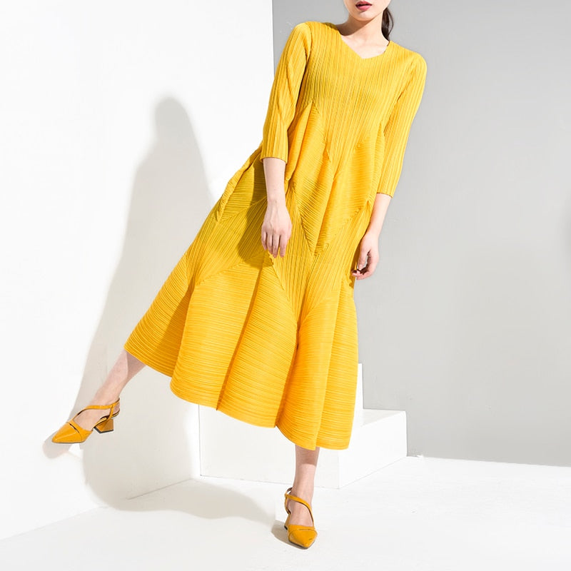 LANMREM Solid Color V-neck Seven-point Sleeve Three-dimensional Pleated Plus Woman Dress Casual Fashion 2019 Autumn New TV738